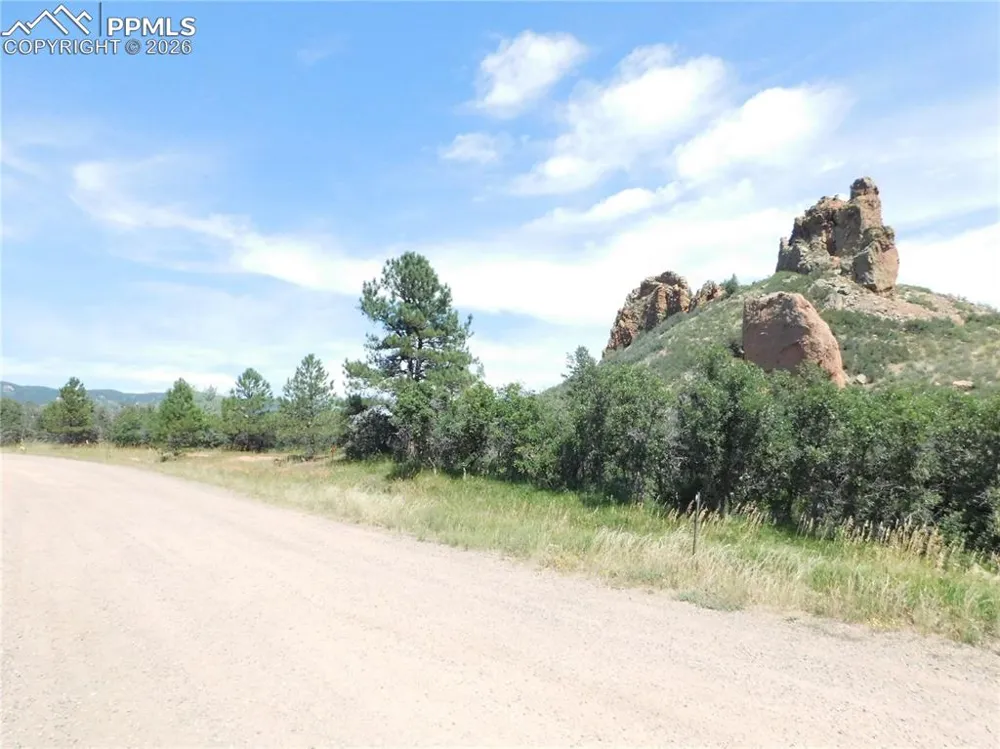5967 Country Club Drive Larkspur, CO 80118