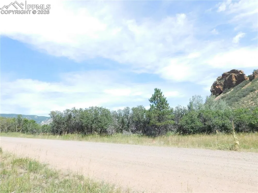 5967 Country Club Drive Larkspur, CO 80118
