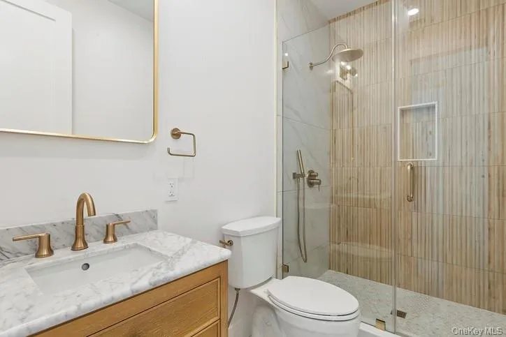 14 Ridge Road Southampton, NY 11968