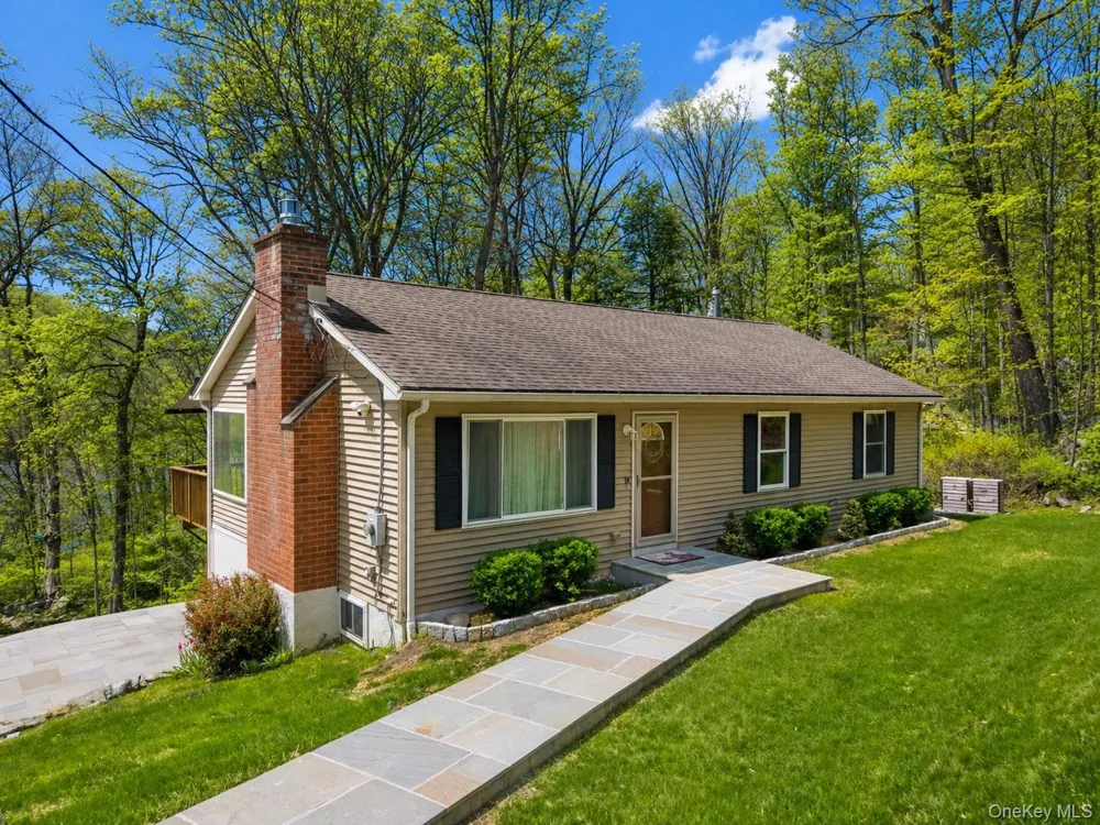 101 Seven Hills Lake Drive Carmel, NY 10512