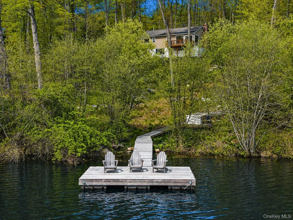 101 Seven Hills Lake Drive Carmel, NY 10512