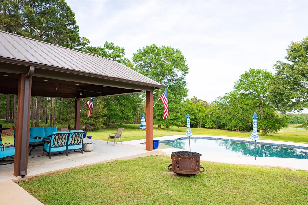 2365 CR 152 Carthage, TX 75633