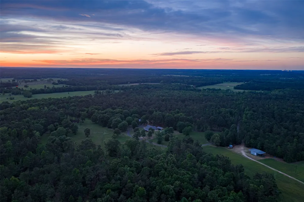 2365 CR 152 Carthage, TX 75633