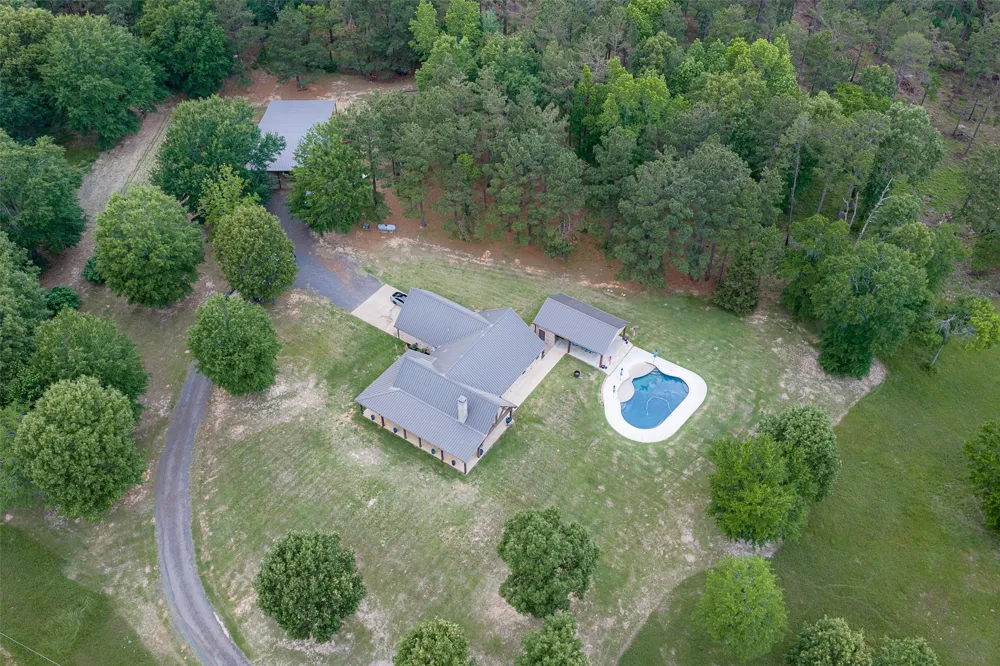 2365 CR 152 Carthage, TX 75633