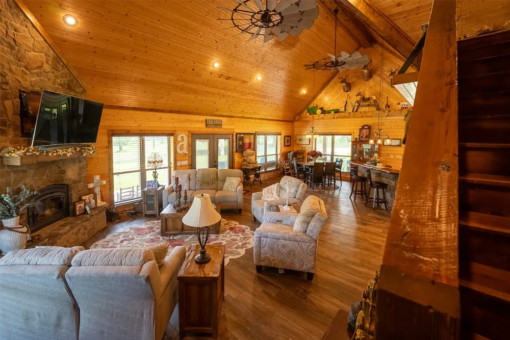 2365 CR 152 Carthage, TX 75633