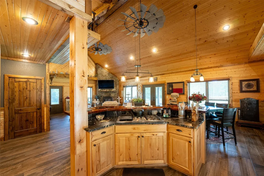 2365 CR 152 Carthage, TX 75633