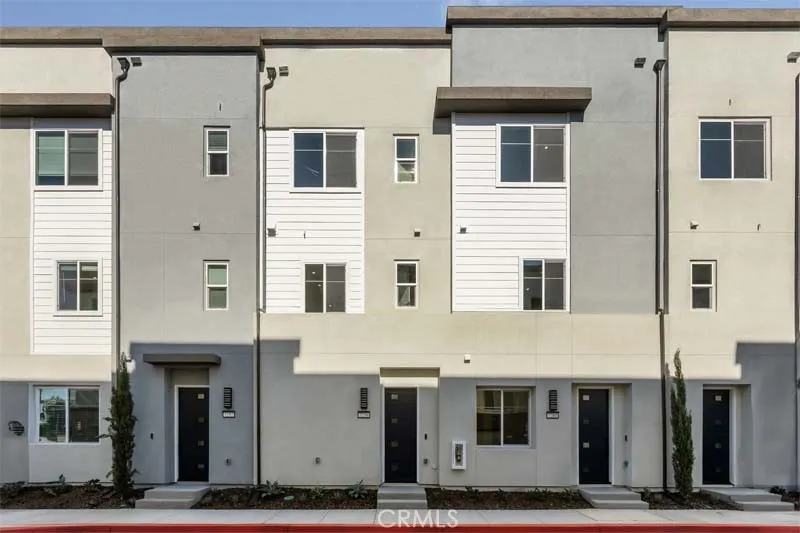 7255 Aura Circle Huntington Beach, CA 92647