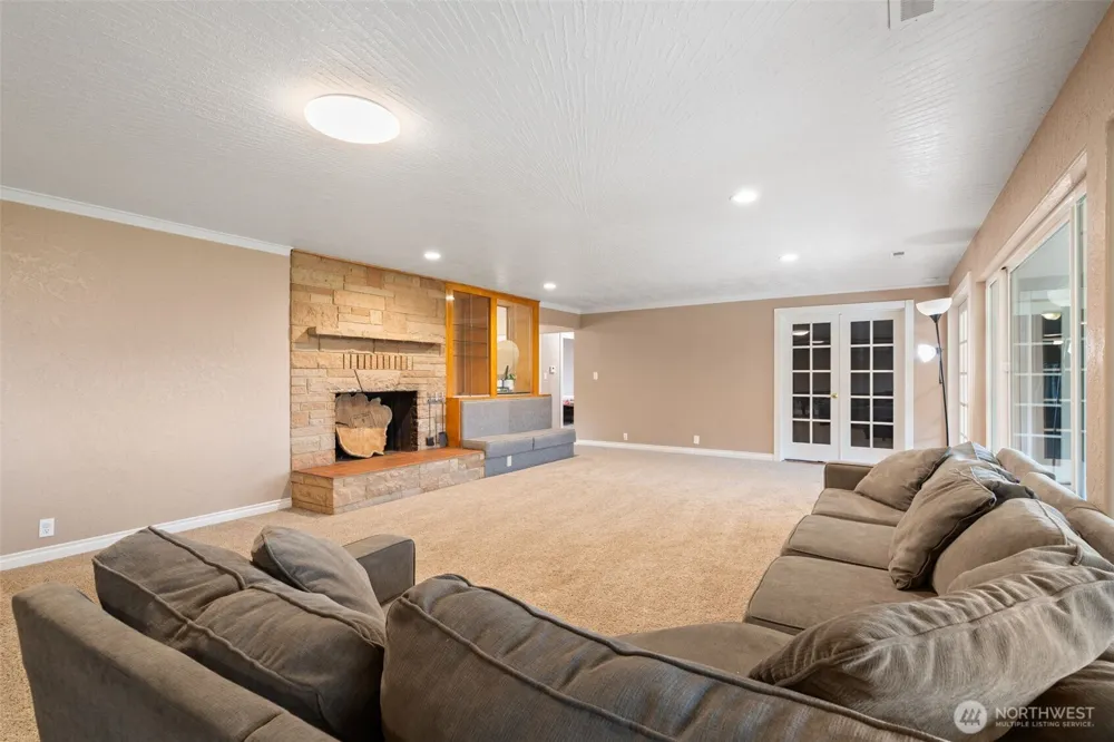 507 Williams Finney Road Kelso, WA 98626