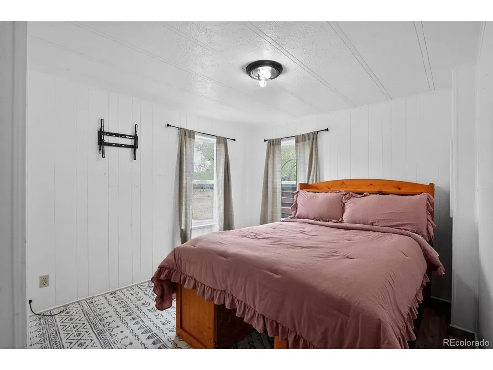225 W Grand Street La Veta, CO 81055