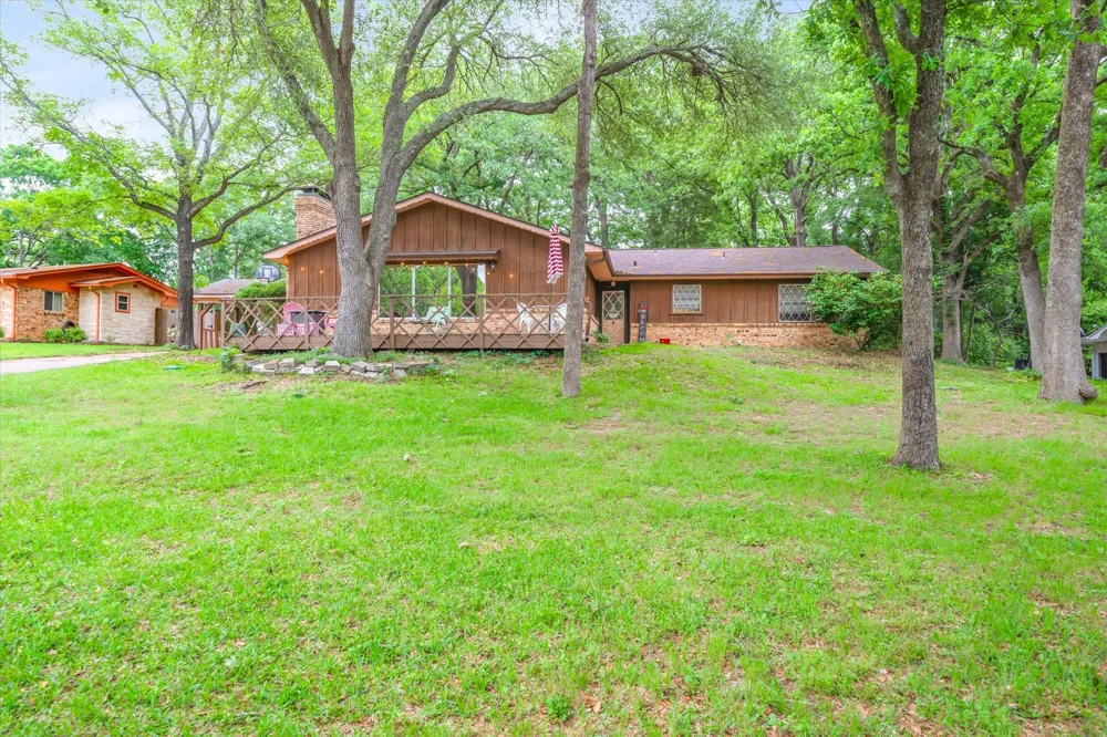 529 Woodside Drive Hideaway, TX 75771
