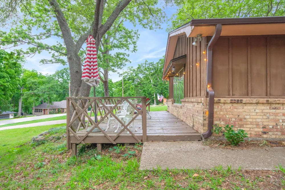 529 Woodside Drive Hideaway, TX 75771