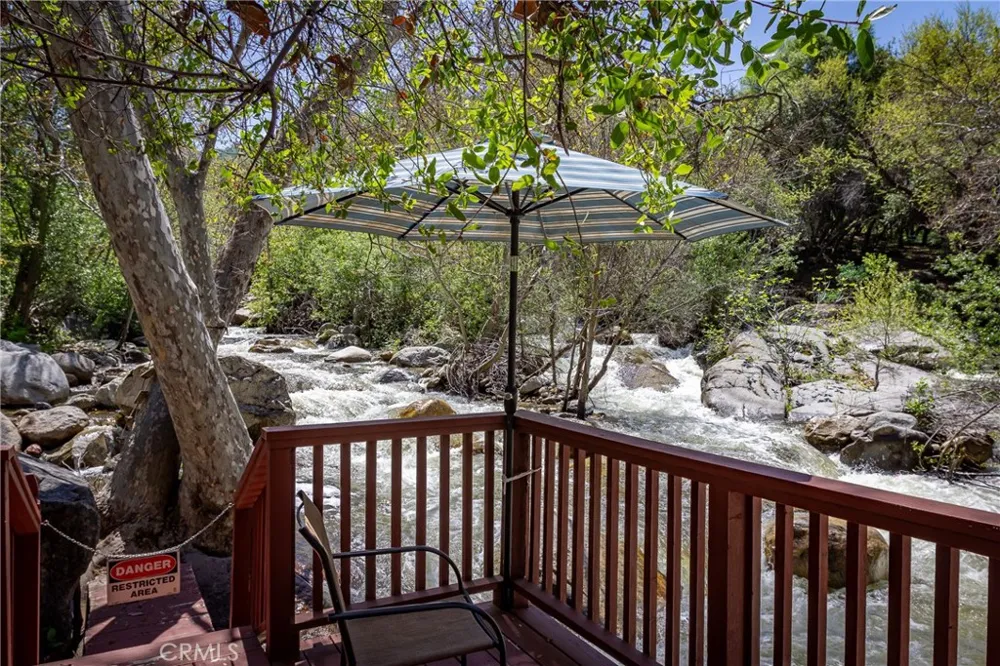43195 S Fork Three Rivers, CA 93271