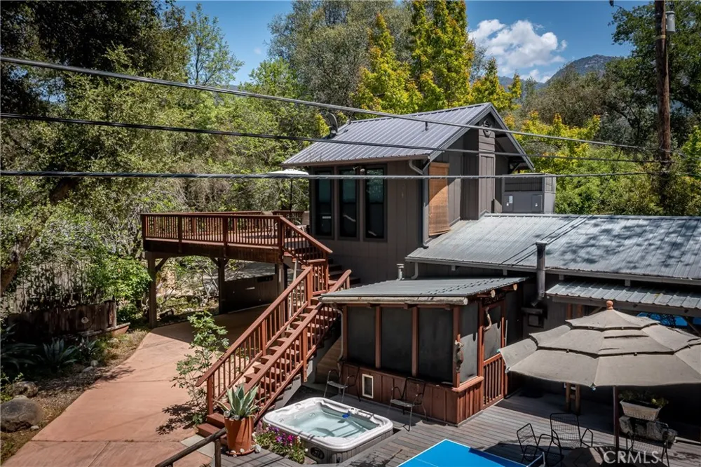 43195 S Fork Three Rivers, CA 93271