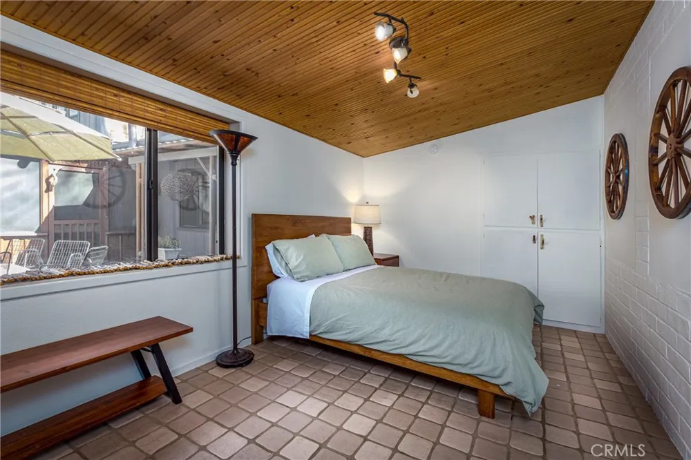 43195 S Fork Three Rivers, CA 93271