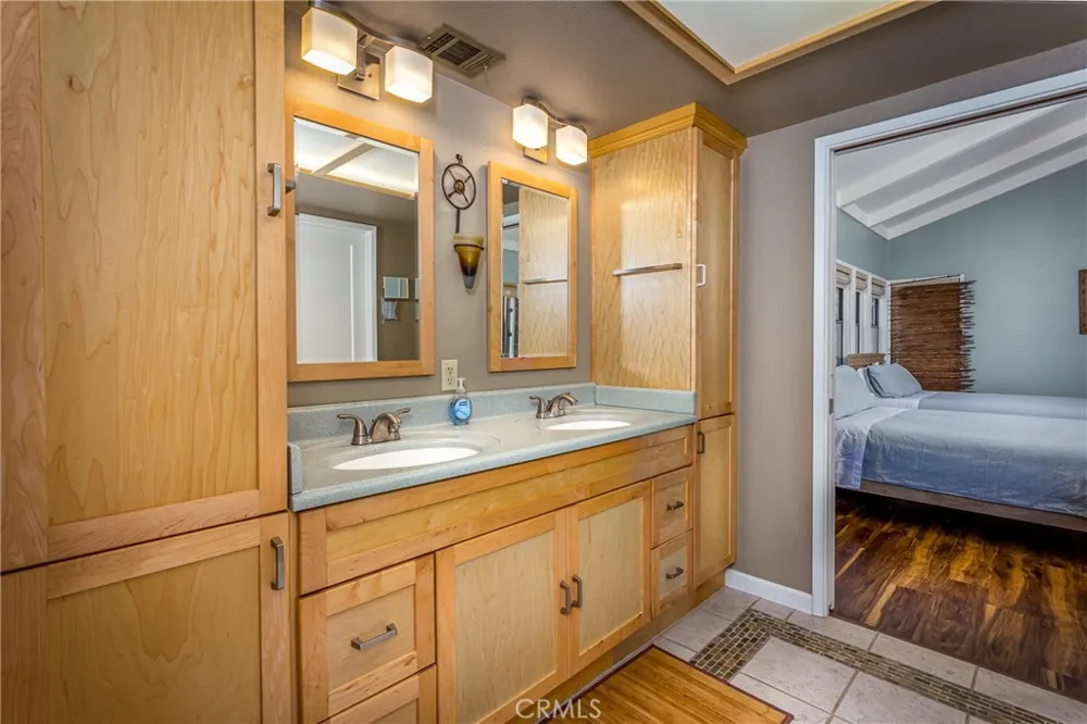 43195 S Fork Three Rivers, CA 93271