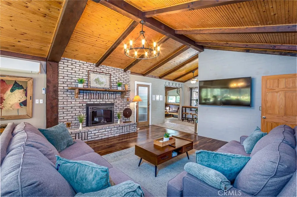 43195 S Fork Three Rivers, CA 93271