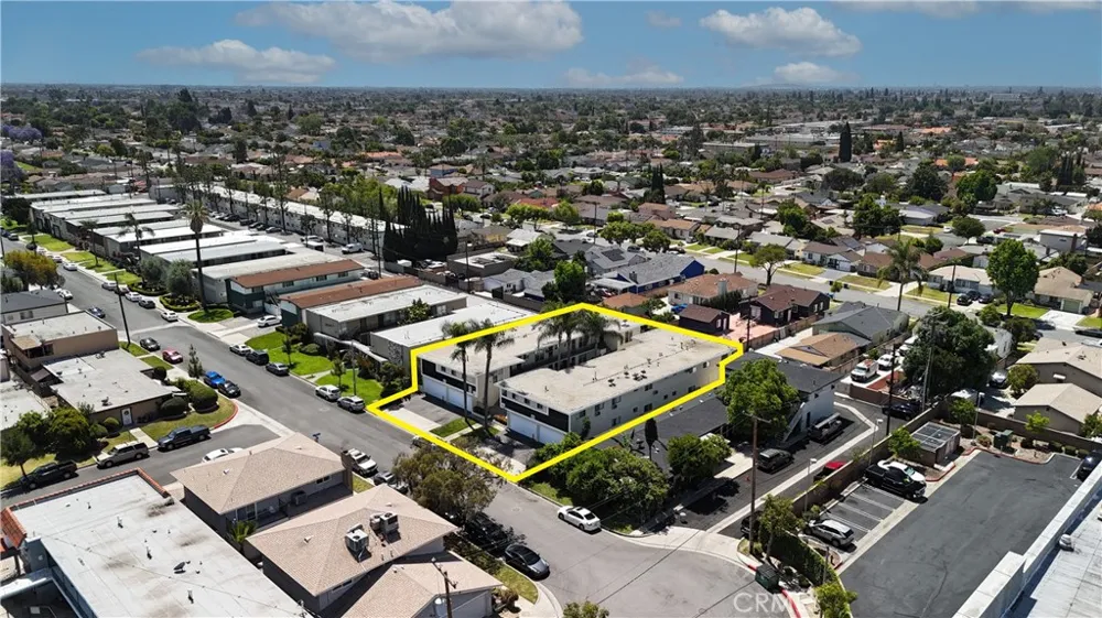 7306 Neo Street Downey, CA 90241