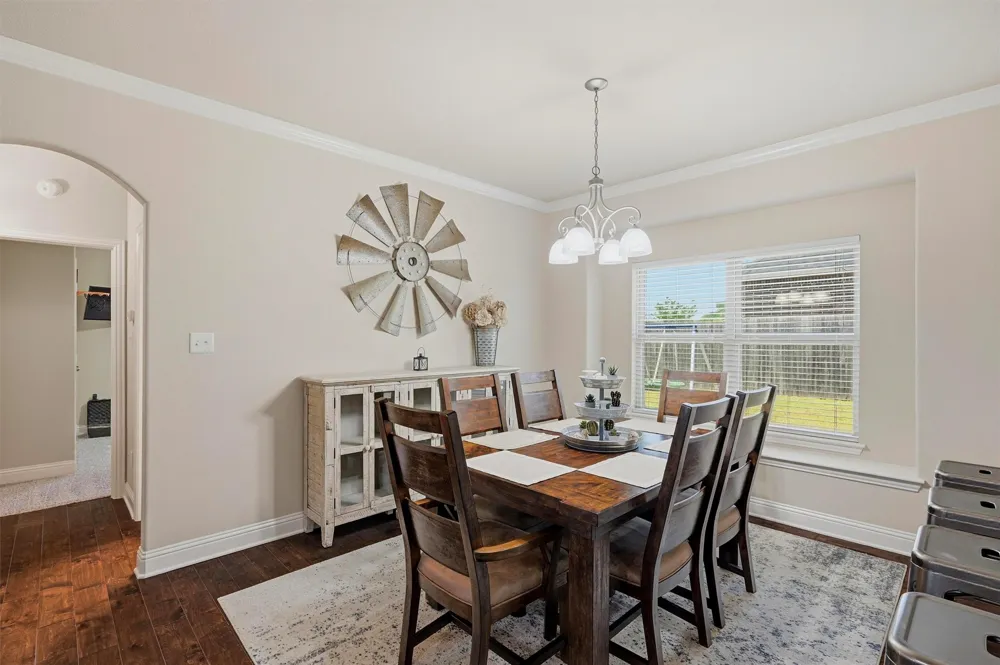 714 Mary Lee Lane Collinsville, TX 76233