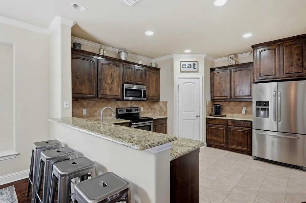 714 Mary Lee Lane Collinsville, TX 76233