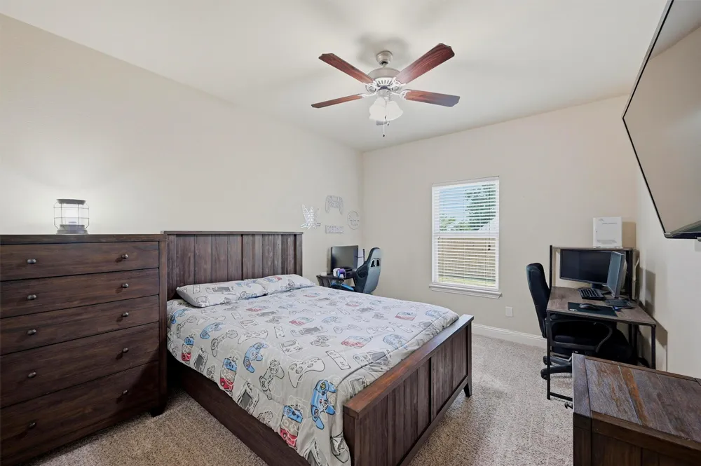 714 Mary Lee Lane Collinsville, TX 76233