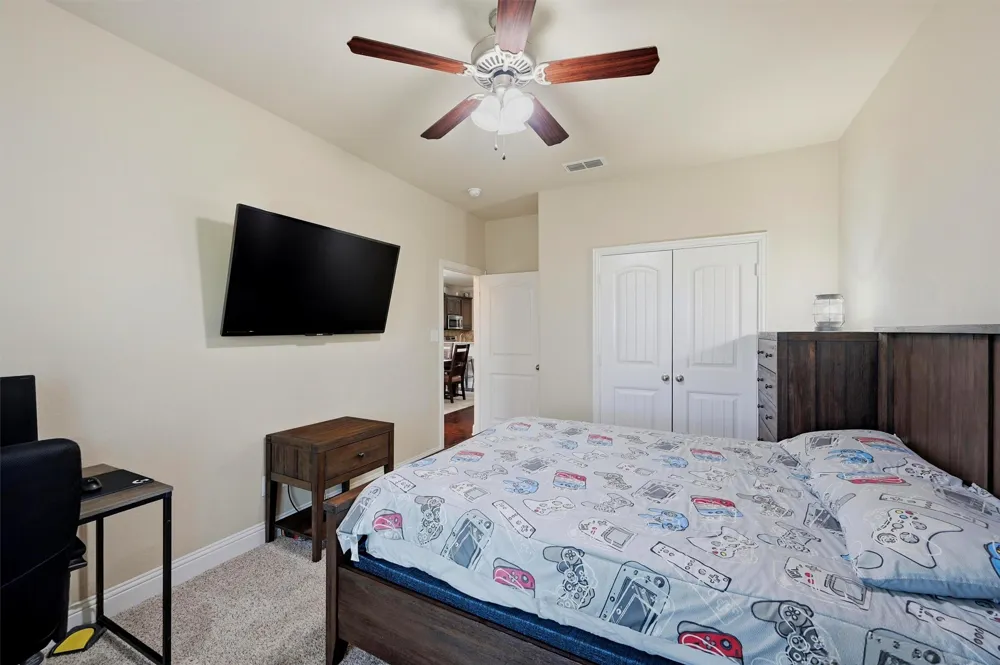 714 Mary Lee Lane Collinsville, TX 76233
