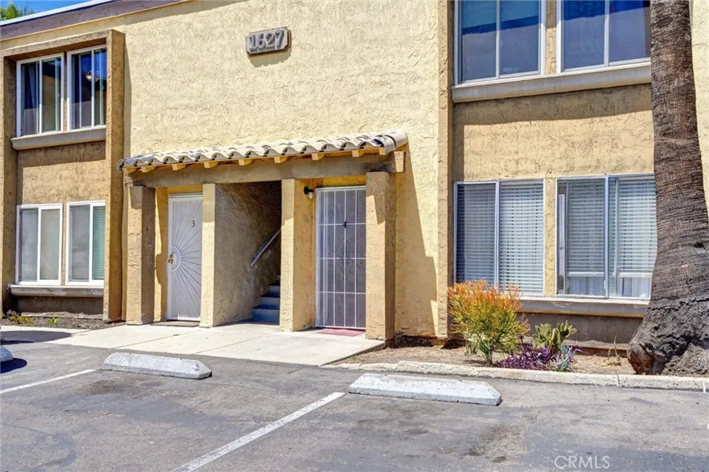 1627 Pentecost #7 San Diego, CA 92105
