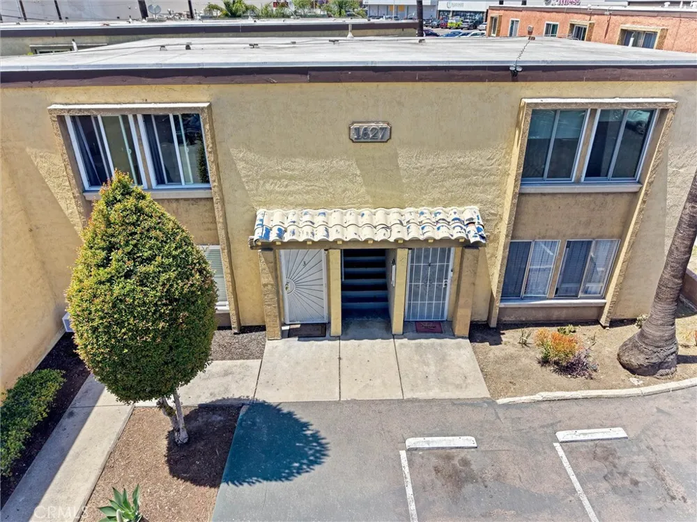 1627 Pentecost #7 San Diego, CA 92105