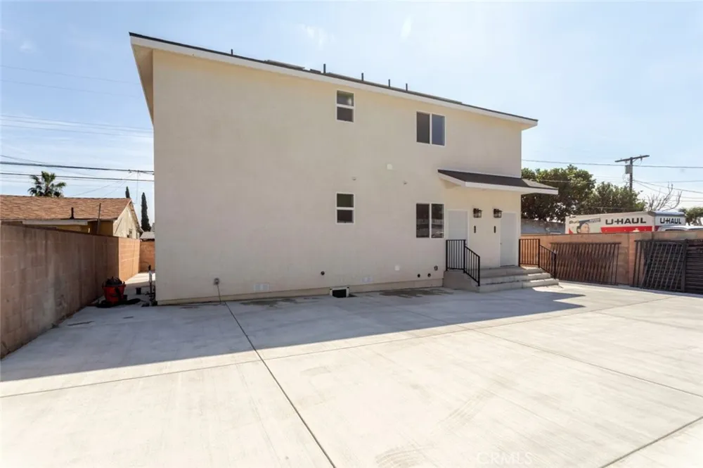 13768 Judd Street Pacoima, CA 91331
