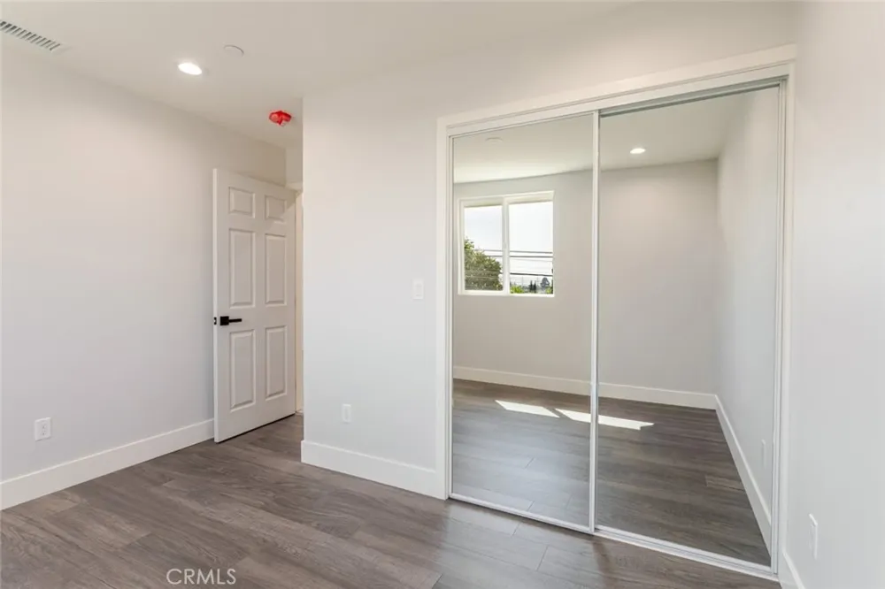 13768 Judd Street Pacoima, CA 91331