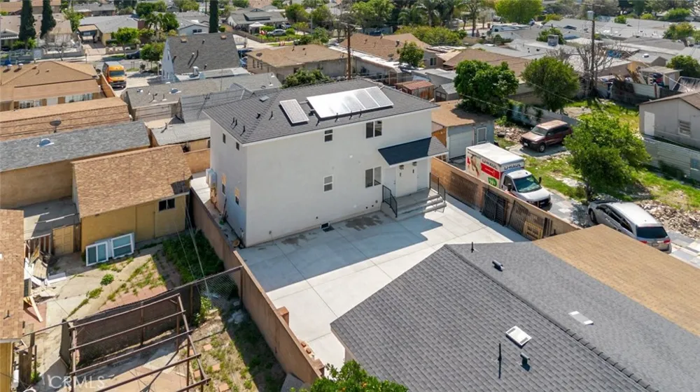 13768 Judd Street Pacoima, CA 91331