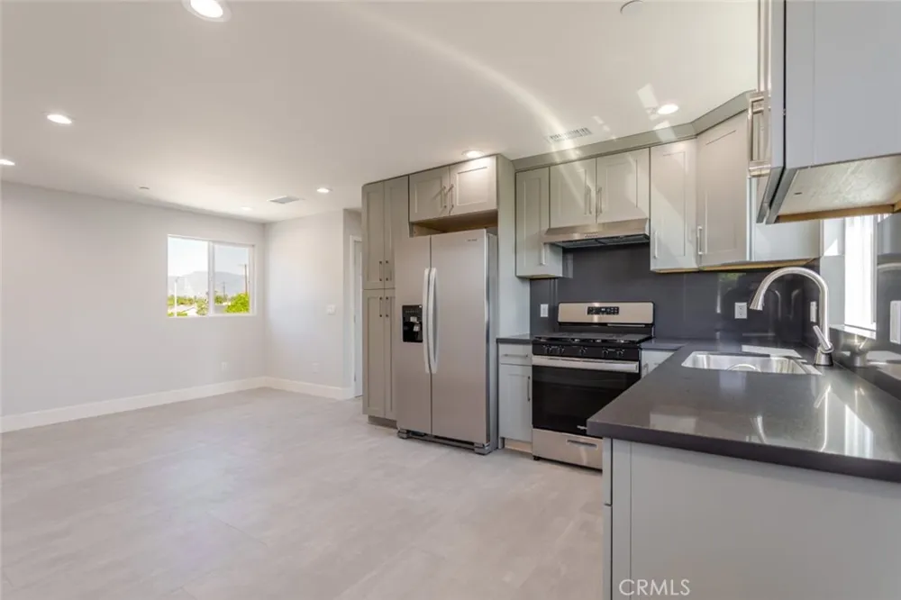 13768 Judd Street Pacoima, CA 91331