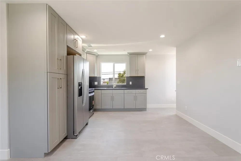 13768 Judd Street Pacoima, CA 91331