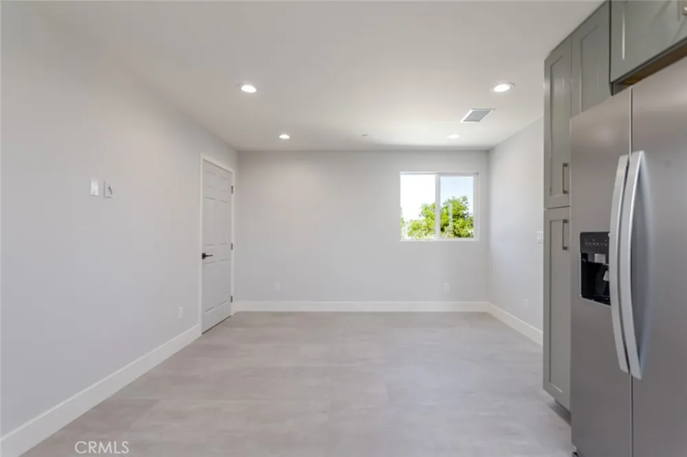 13768 Judd Street Pacoima, CA 91331