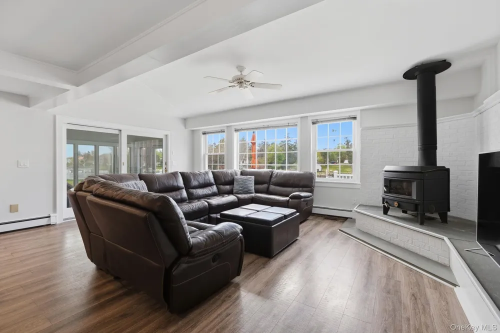 60A Union Avenue Center Moriches, NY 11934