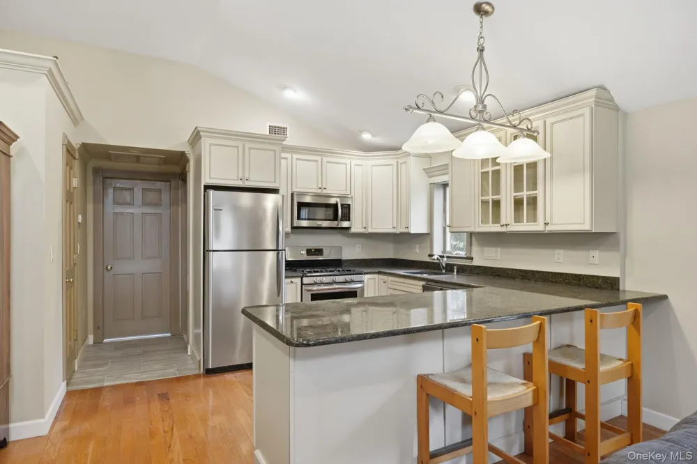 60A Union Avenue Center Moriches, NY 11934