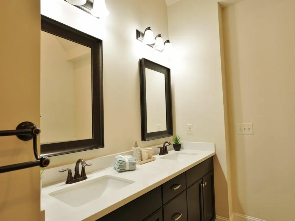 6534 Marlowe Glen Way Suwanee, GA 30024