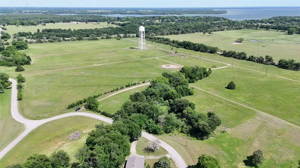 Tawakoni Drive East Tawakoni, TX 75472