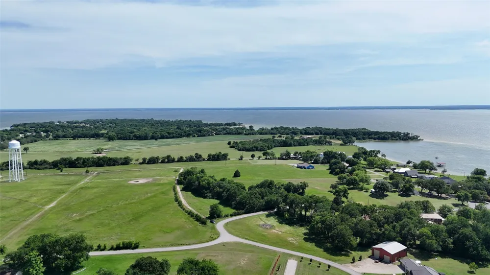 Tawakoni Drive East Tawakoni, TX 75472