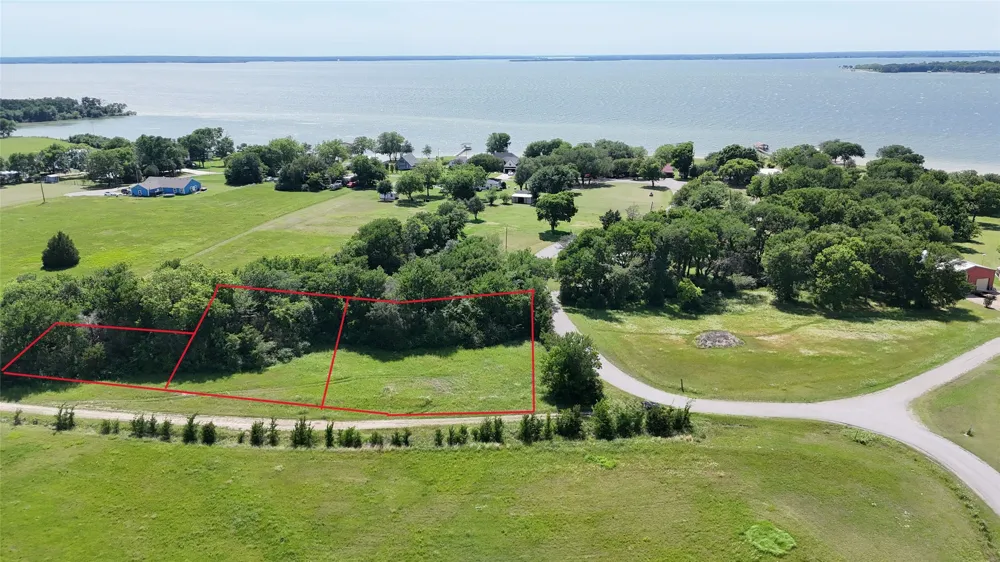 Tawakoni Drive East Tawakoni, TX 75472