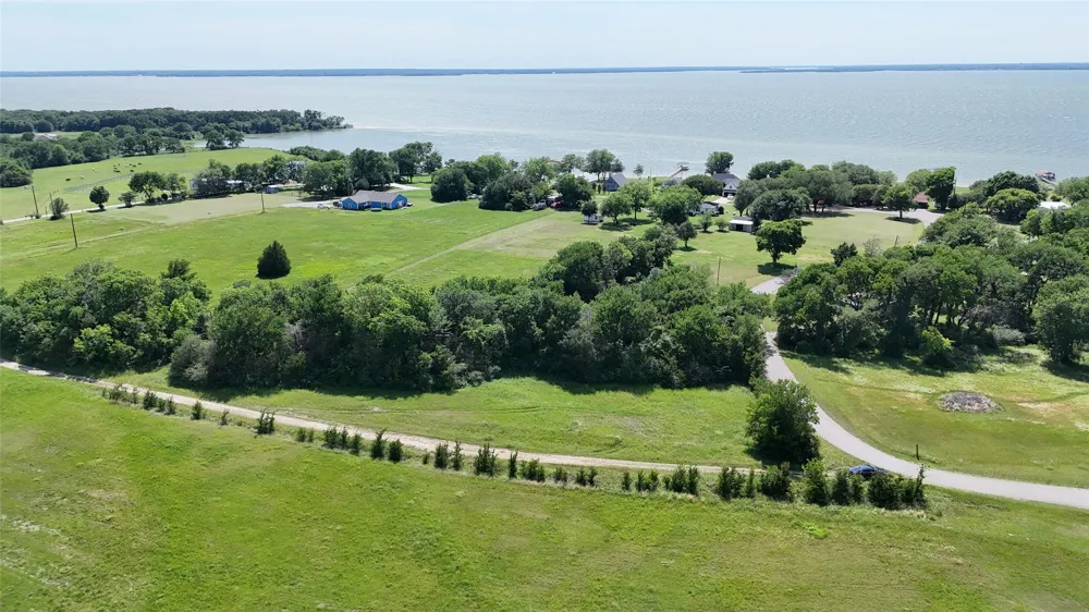 Tawakoni Drive East Tawakoni, TX 75472