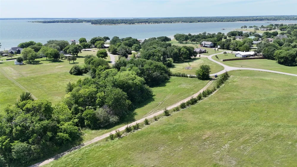 Tawakoni Drive East Tawakoni, TX 75472