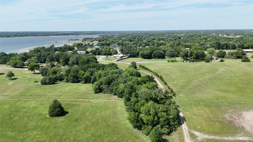 Tawakoni Drive East Tawakoni, TX 75472