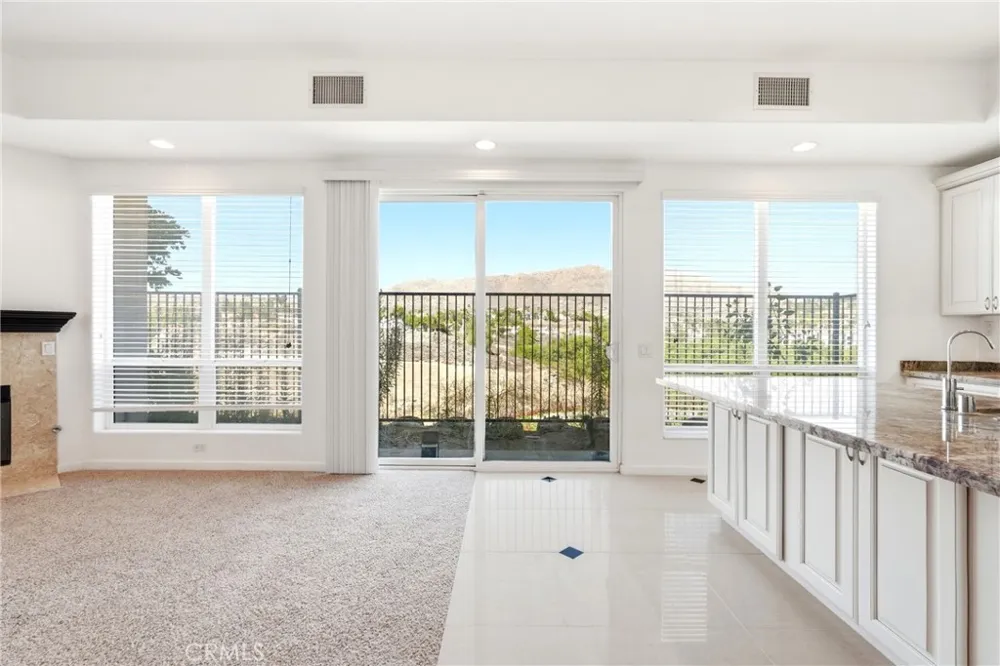 585 Via Pueblo Riverside, CA 92507