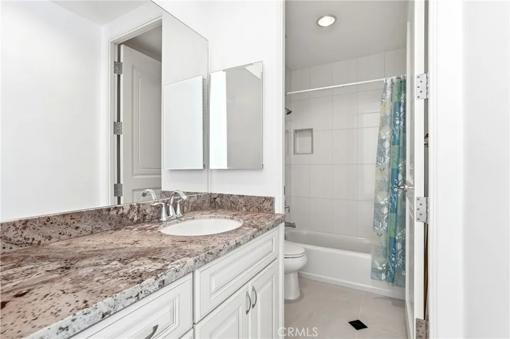 585 Via Pueblo Riverside, CA 92507