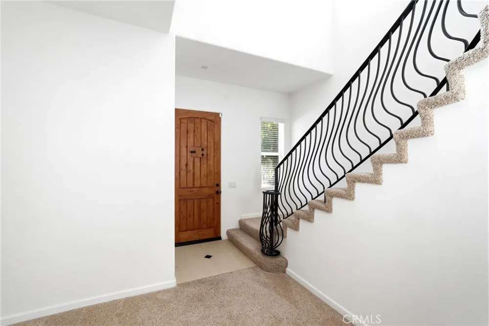 585 Via Pueblo Riverside, CA 92507