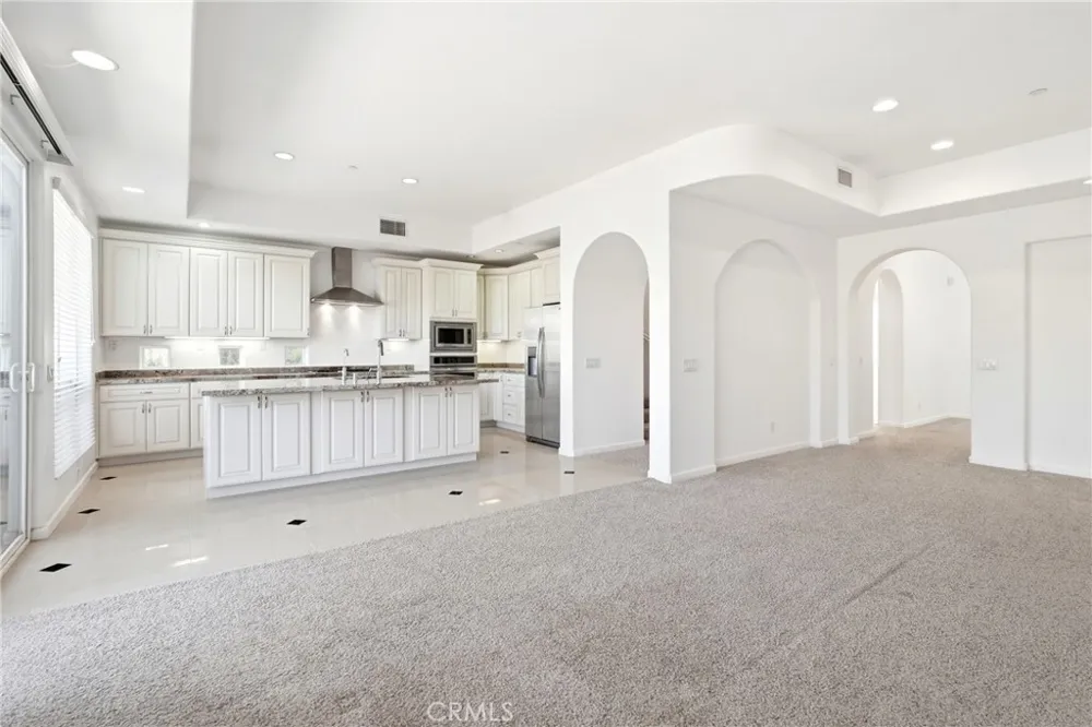 585 Via Pueblo Riverside, CA 92507