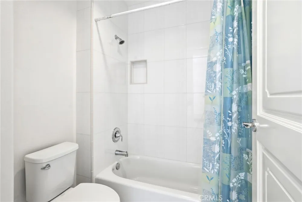 585 Via Pueblo Riverside, CA 92507