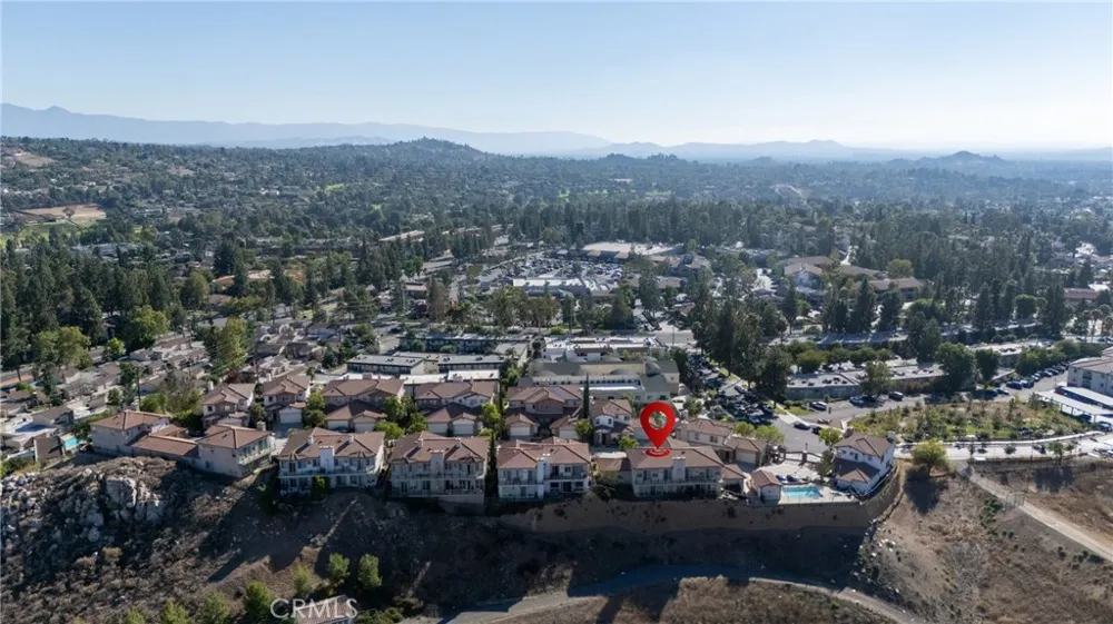 585 Via Pueblo Riverside, CA 92507
