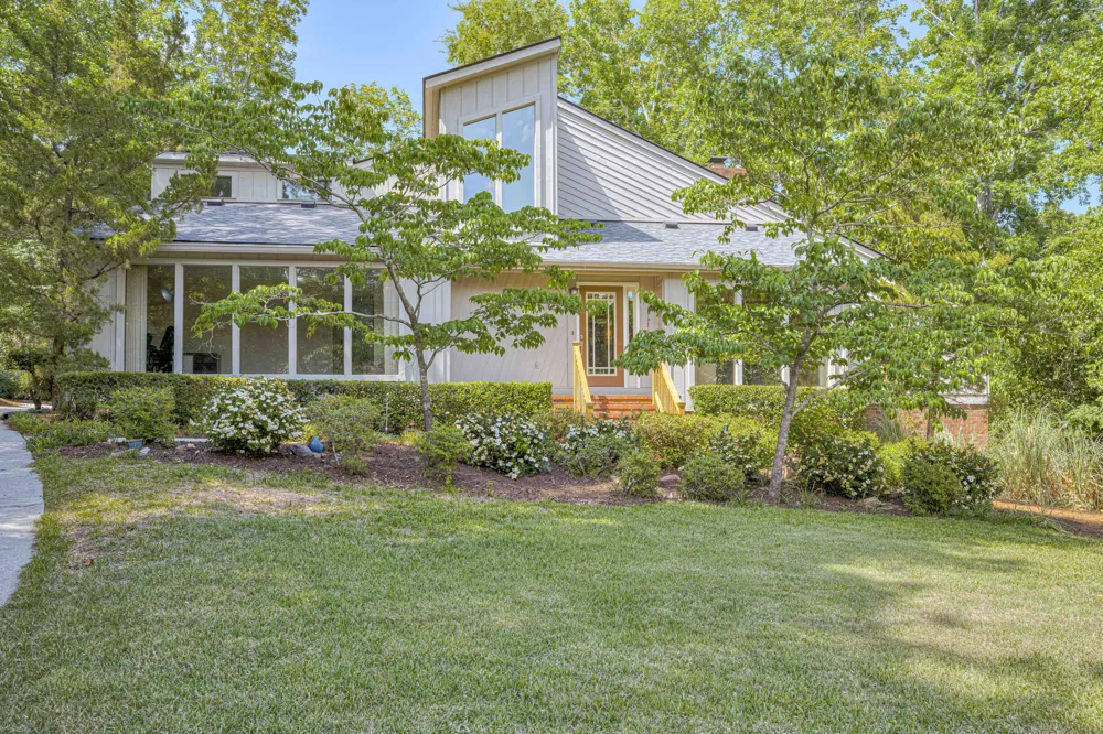 418 Grafton Court