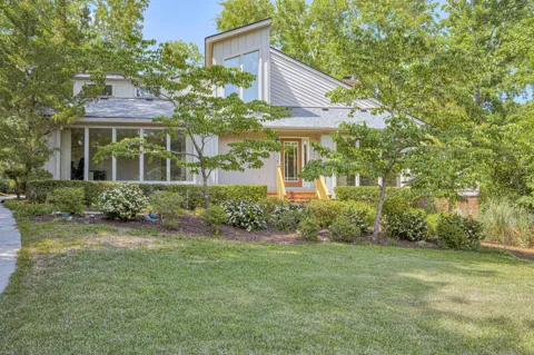 418 Grafton Court